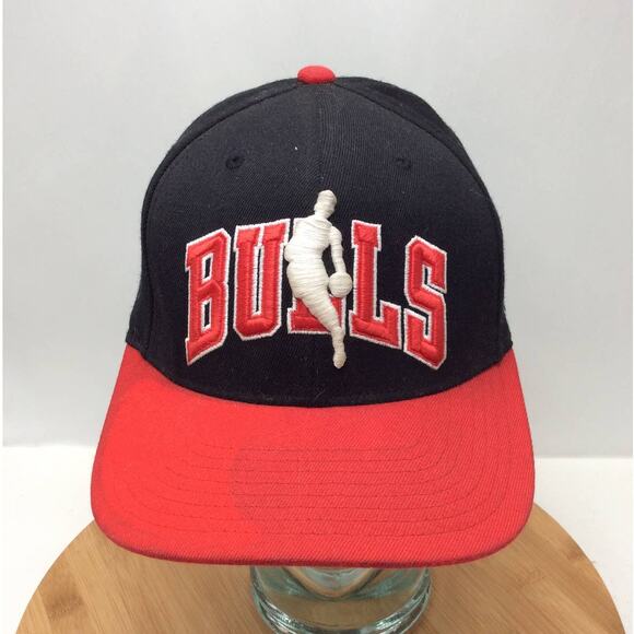 adidas Other - Adidas NBA Chicago Bulls Hat S/M